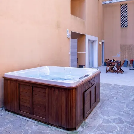 شقة Iero - Avec Jacuzzi A 4min De La *